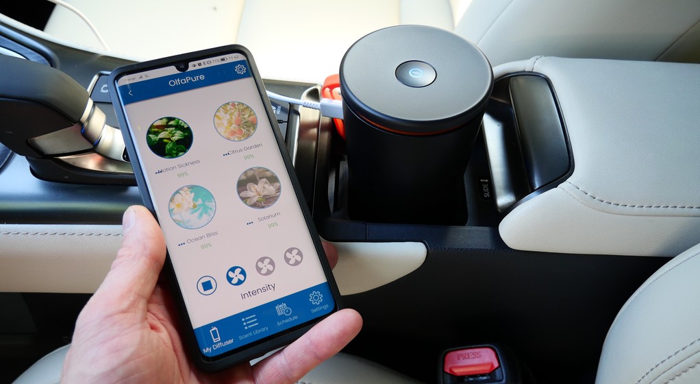 Dystrybutorem zapachów Philips steruje się za pomocą smartfona