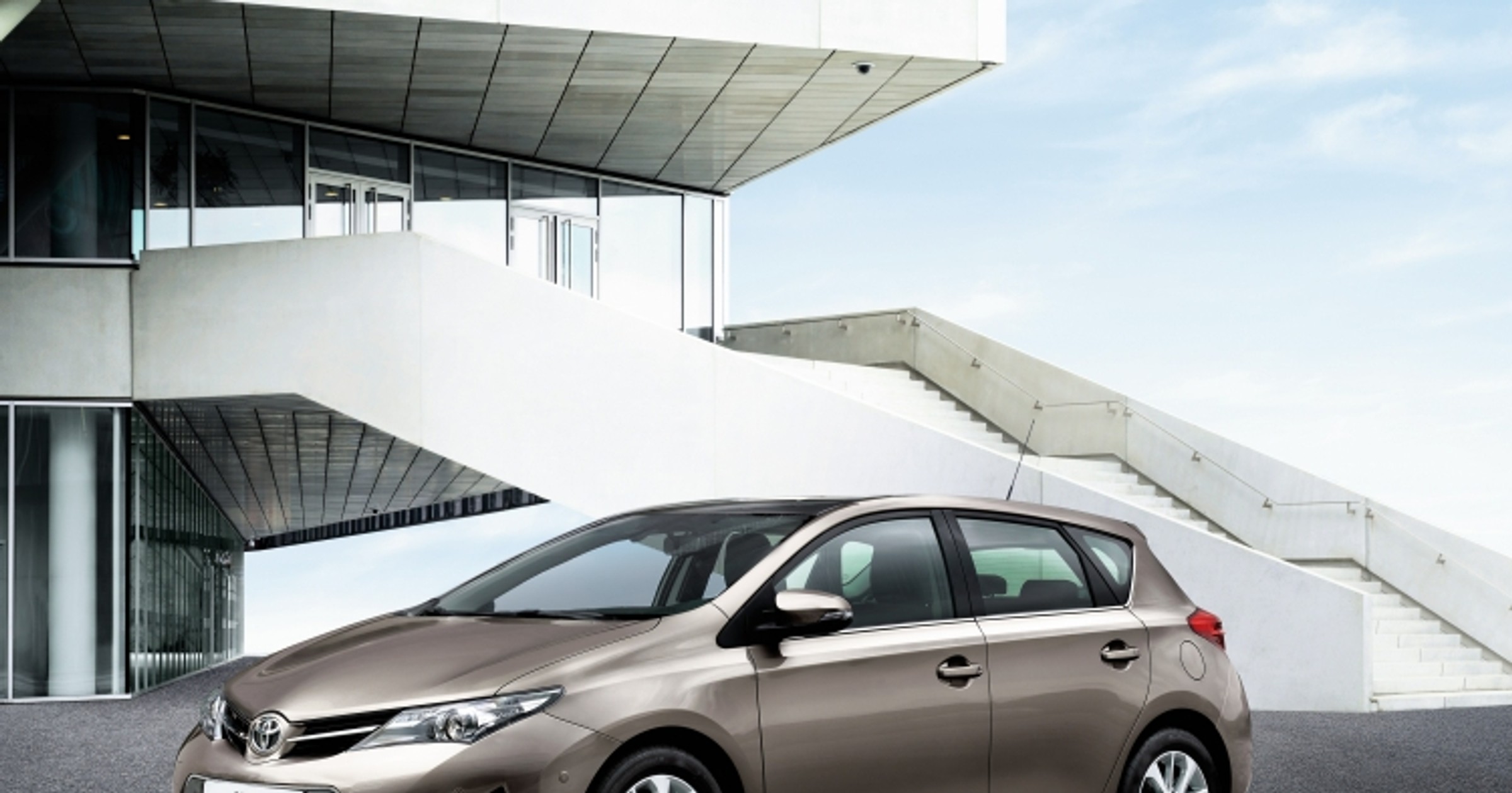 Znamy już polskie ceny nowej Toyoty Auris