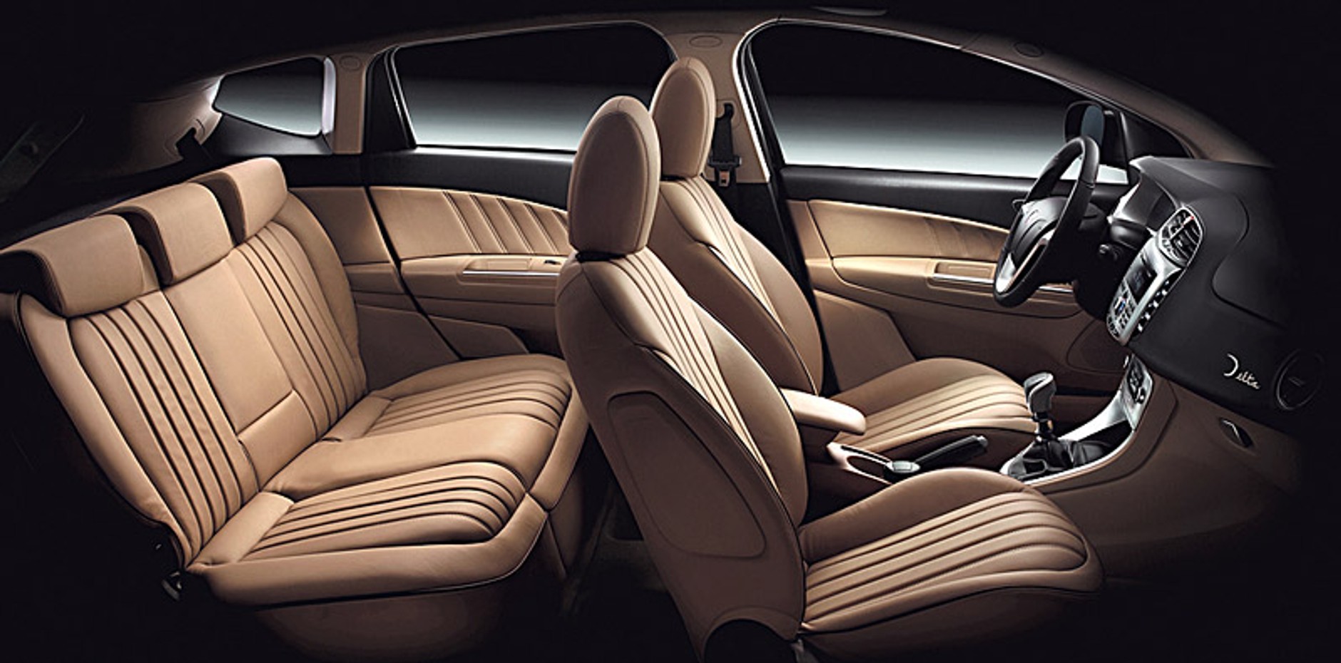 Lancia Delta: cztery nowe silniki i dwie skrzynie biegów