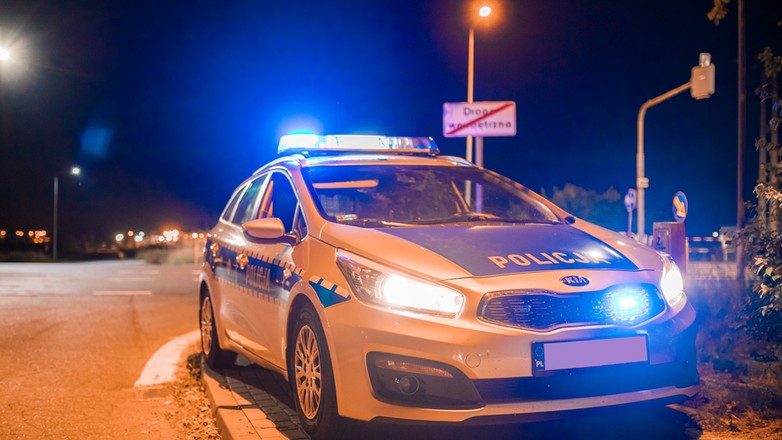 Radiowóz polskiej policji - zdjęcie ilustracyjne