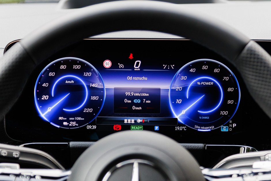 2024 Mercedes EQA