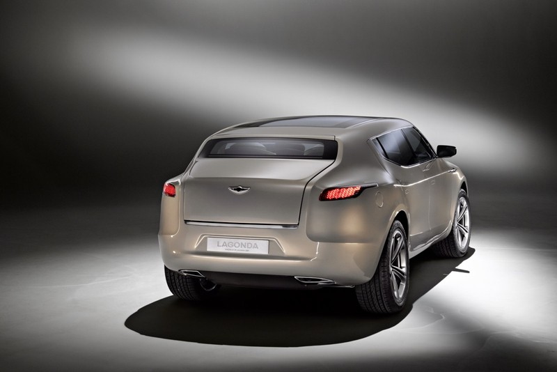 Aston Martin Lagonda – zaprojektowały go babcie