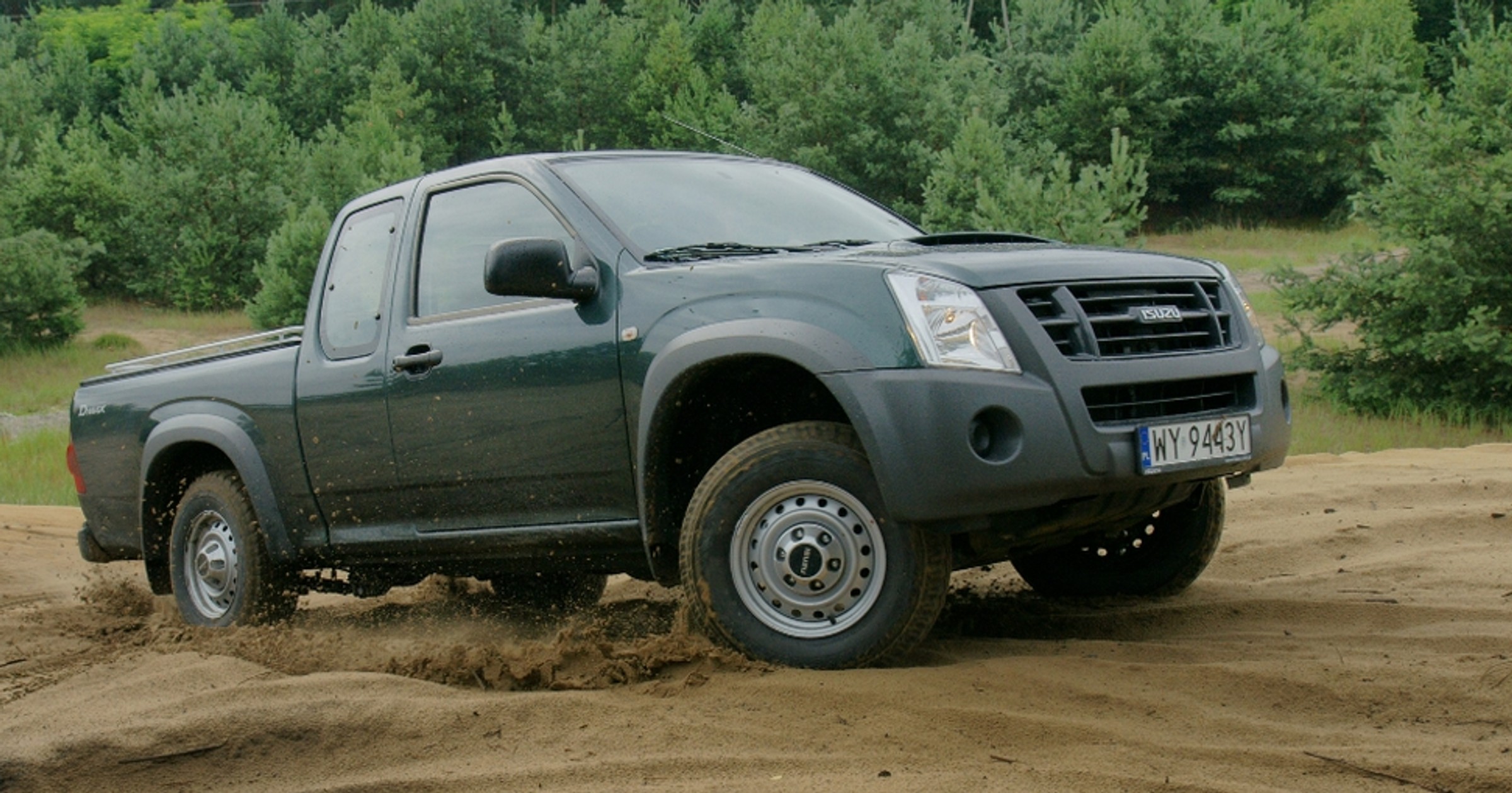 Isuzu D-Max 2.5L D L - Szukam pracy!