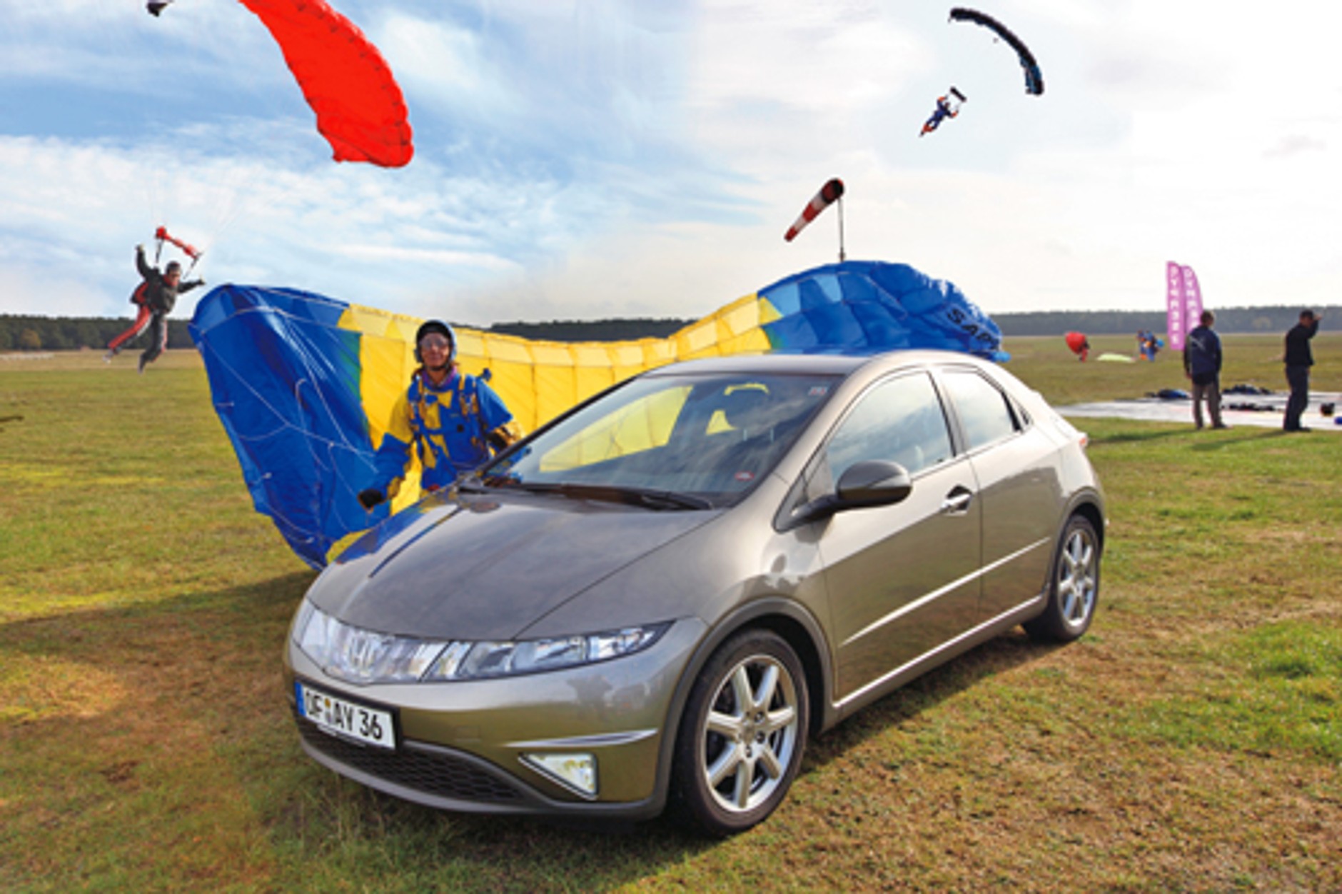 Honda Civic 1.8 Sport - Kosmiczny design,  sprawdzona technika w naszym teście długodystansowym