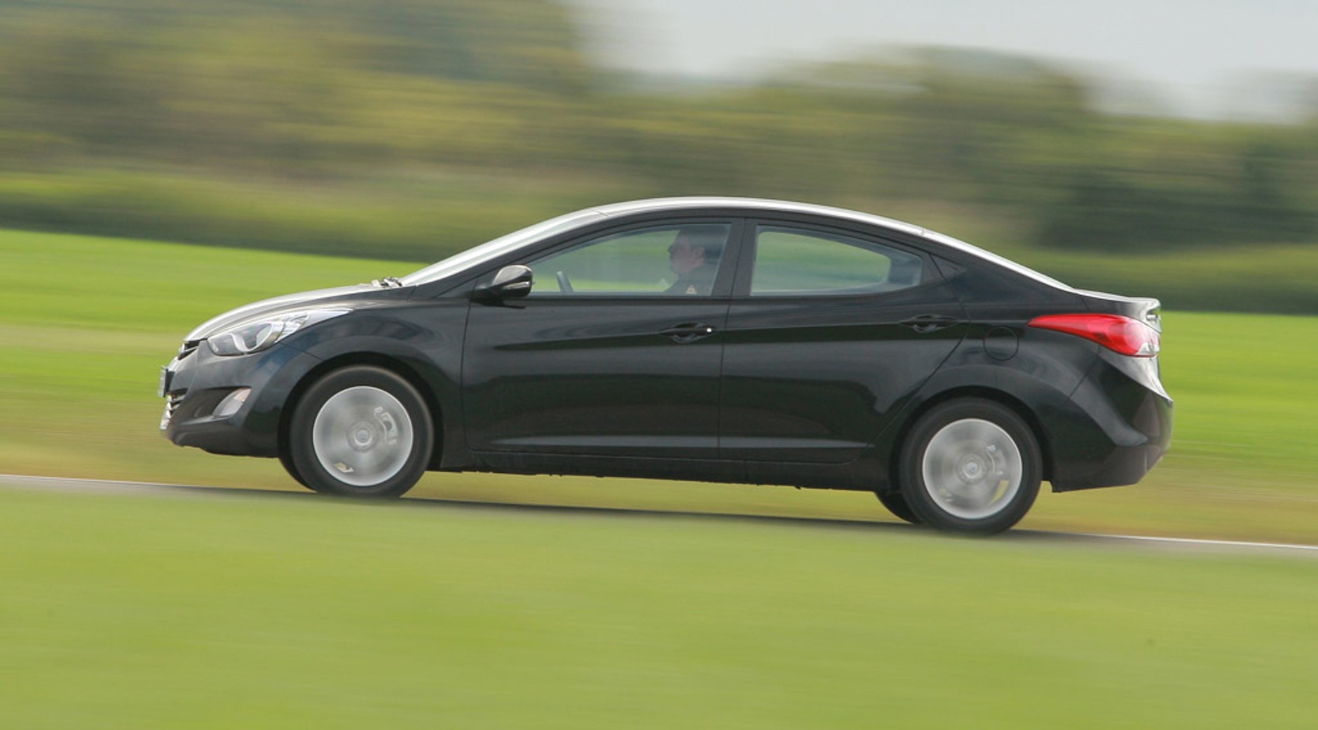 Nowy Hyundai Elantra: czy powrót po latach może być udany