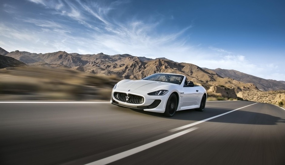 Uwodzicielskie Maserati GranCabrio MC
