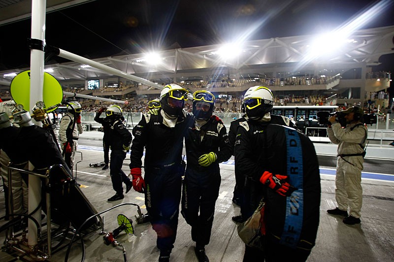 Grand Prix Abu Zabi 2009: czas pożegnań i rozstań (fotogaleria)