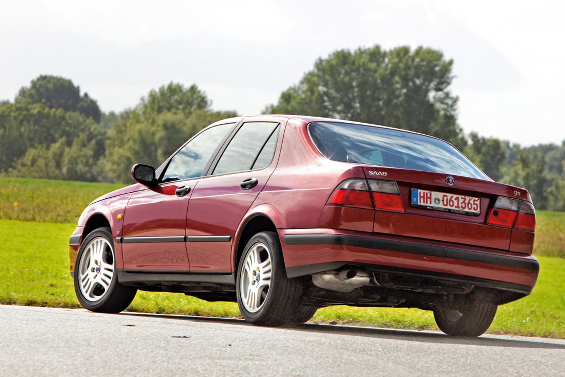 Saab 9-5: czy warto kupić używanego "Szweda"?