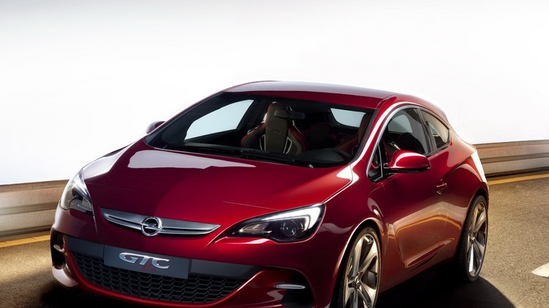 Opel Astra GTC gotowy do pojedynku z VW Scirocco