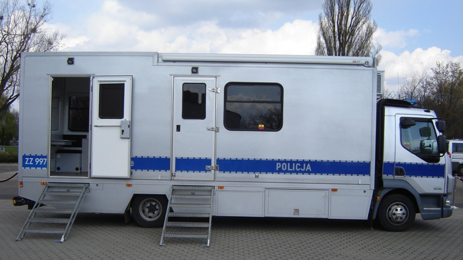 Mobilny posterunek policji