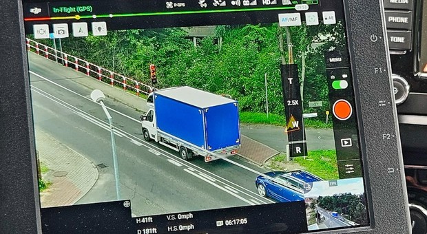 Kontrole z powietrza wciąż zaskakują kierowców. Dostawali 15 punktów karnych [WIDEO]