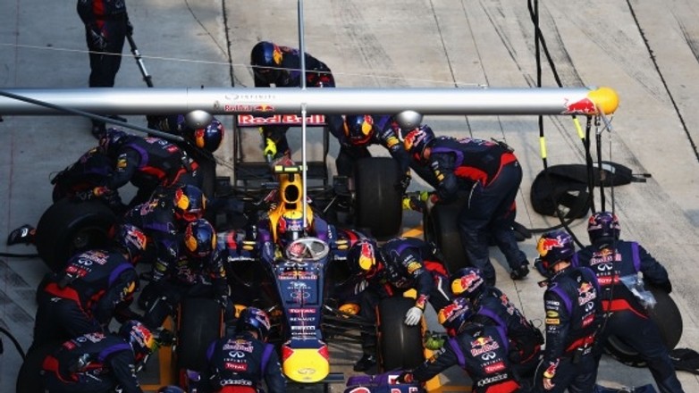 2,05 sekundy na wymianę czterech kół