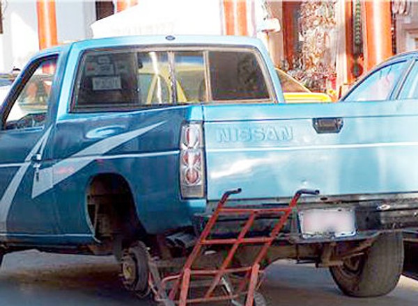 Jak nie naprawiać samochodu: 25 przykładów