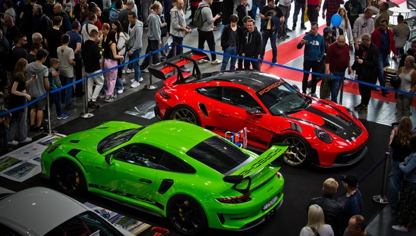 Poznań Motor Show 2025 startuje w czwartek. Mamy listę premier, aut i atrakcji