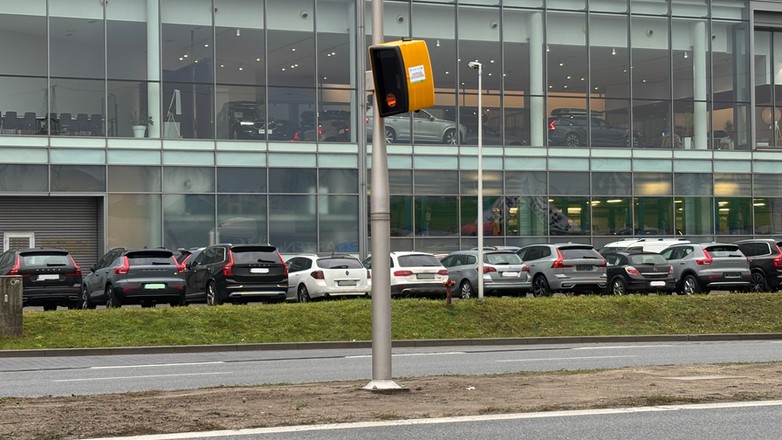 Fotoradar TraffiStar SR390