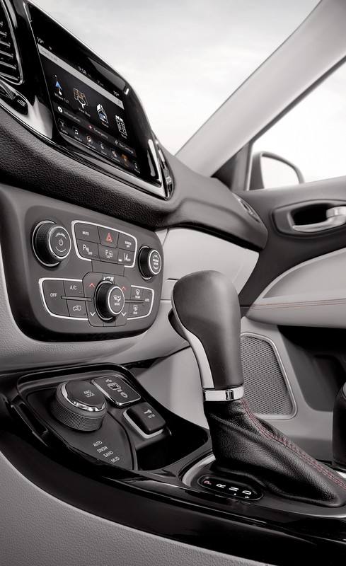jeep compass trailhawk