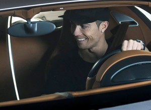 Cristiano Ronaldo w nowym supersamochodzie