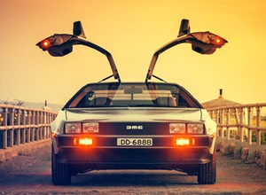 Tak w przeszłości wyobrażaliśmy sobie przyszłość, czyli 10 futurystycznych aut retro, które nadal kładą nas na łopatki