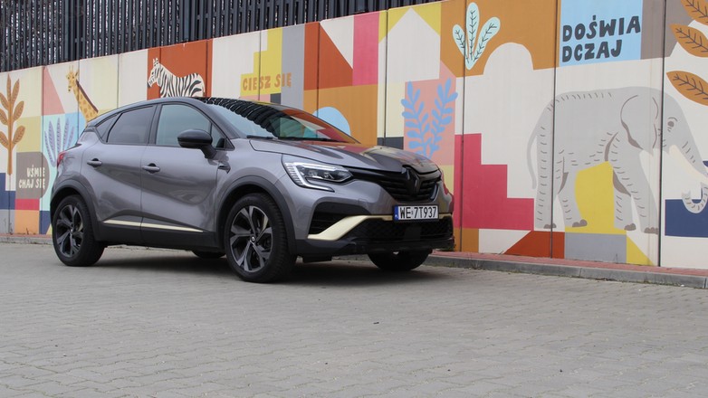 Renault Captur E-Tech full hybrid E-Tech engineered
