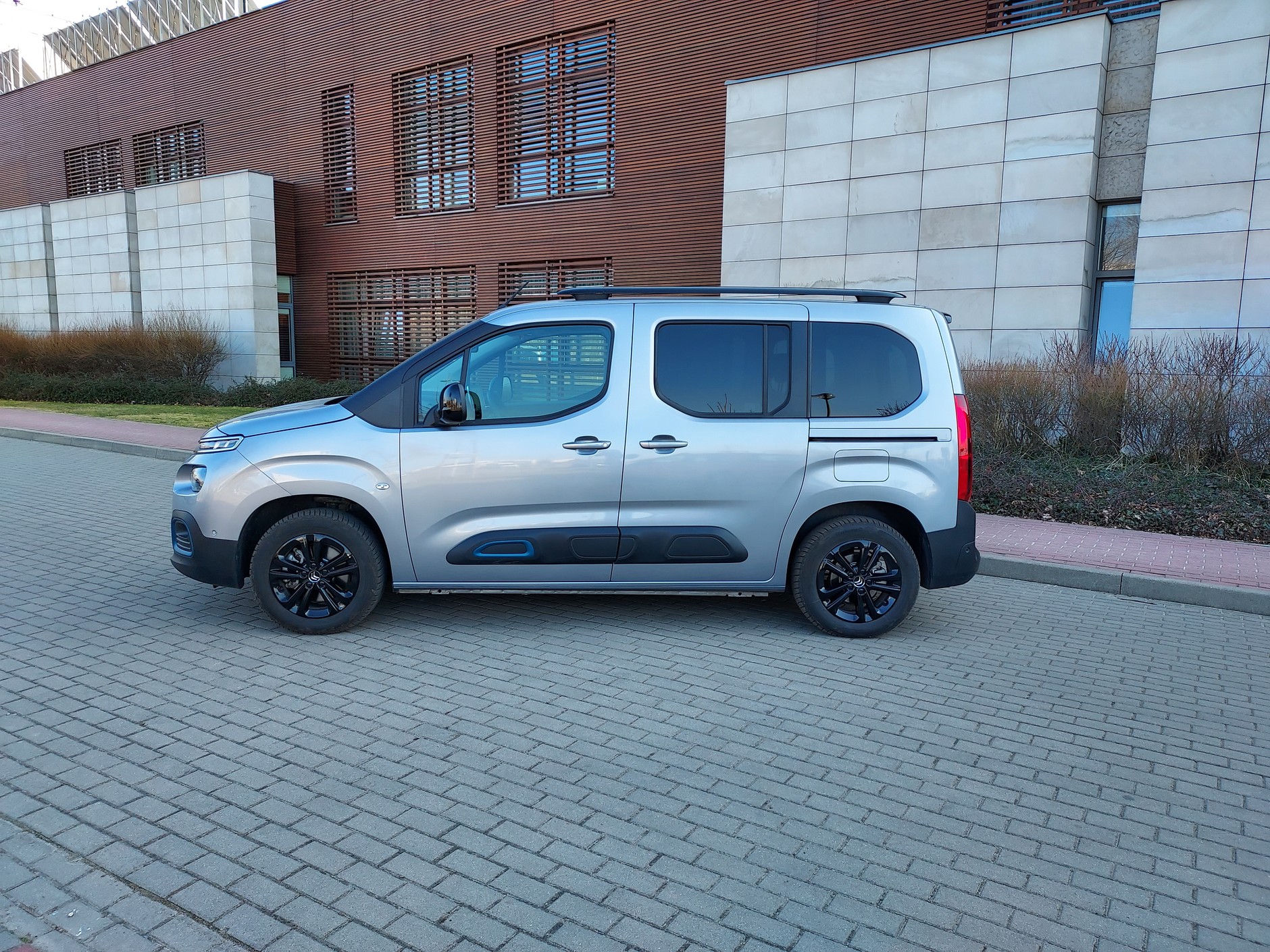 Citroën ë-Berlingo M Shine 100 kW akumulator 50kWh