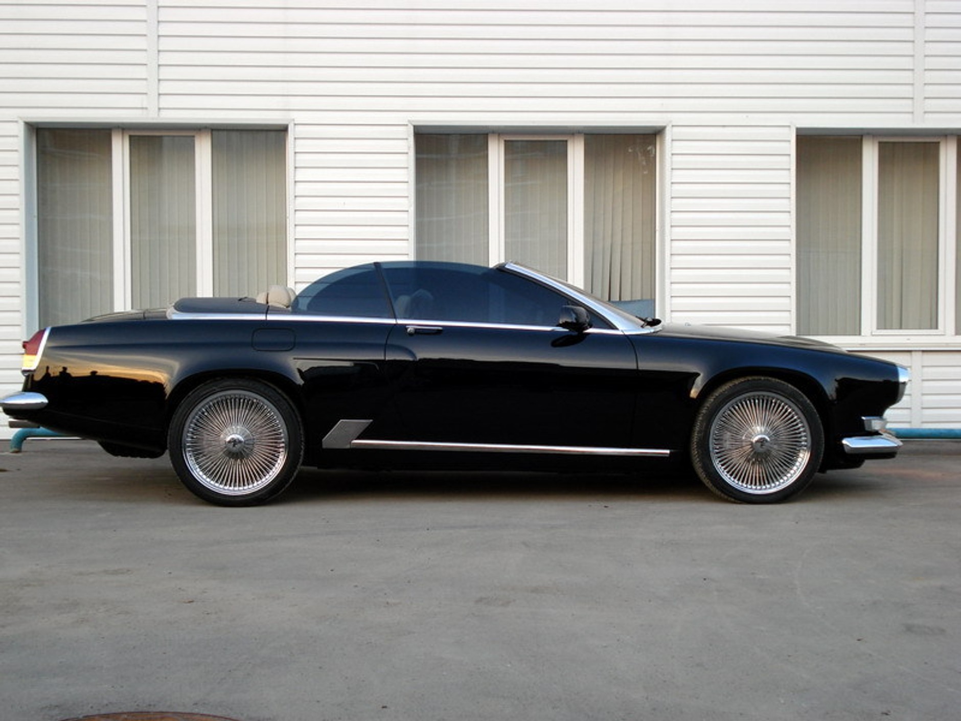 Wołga V8 Roadster – powrót starych czasów?