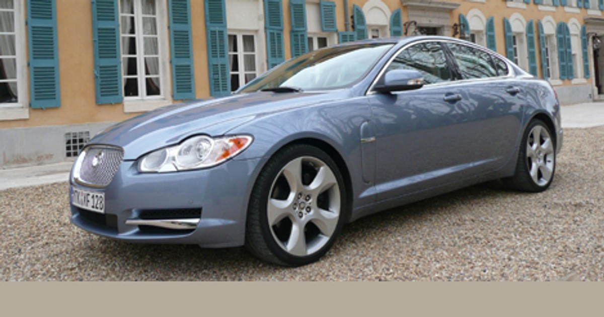 Jaguar XF 4.2 V8 Supercharged - Wybuchowa Mieszanka