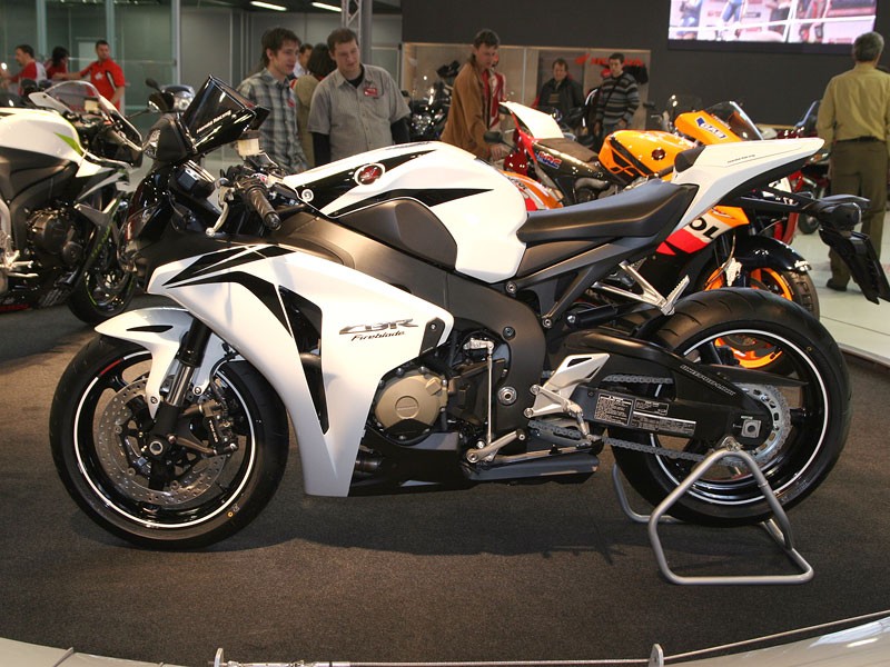 Motocykl 2008 – 12. edycja międzynarodowej wystawy w Pradze (fotogaleria)