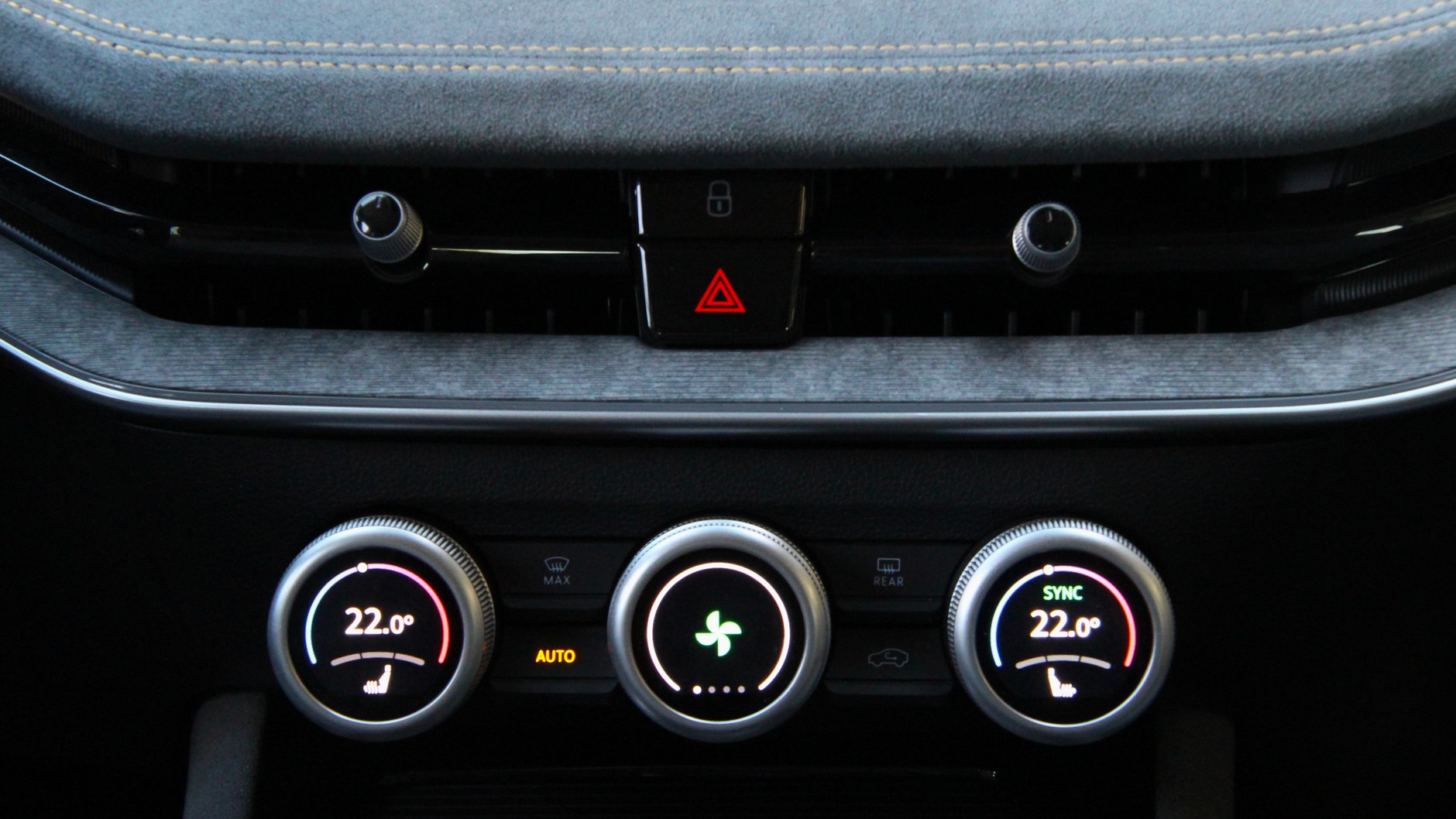 Skoda Superb 1.5 TSI m-HEV Selection