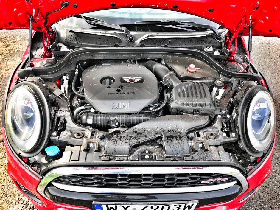 MINI Cabrio JCW