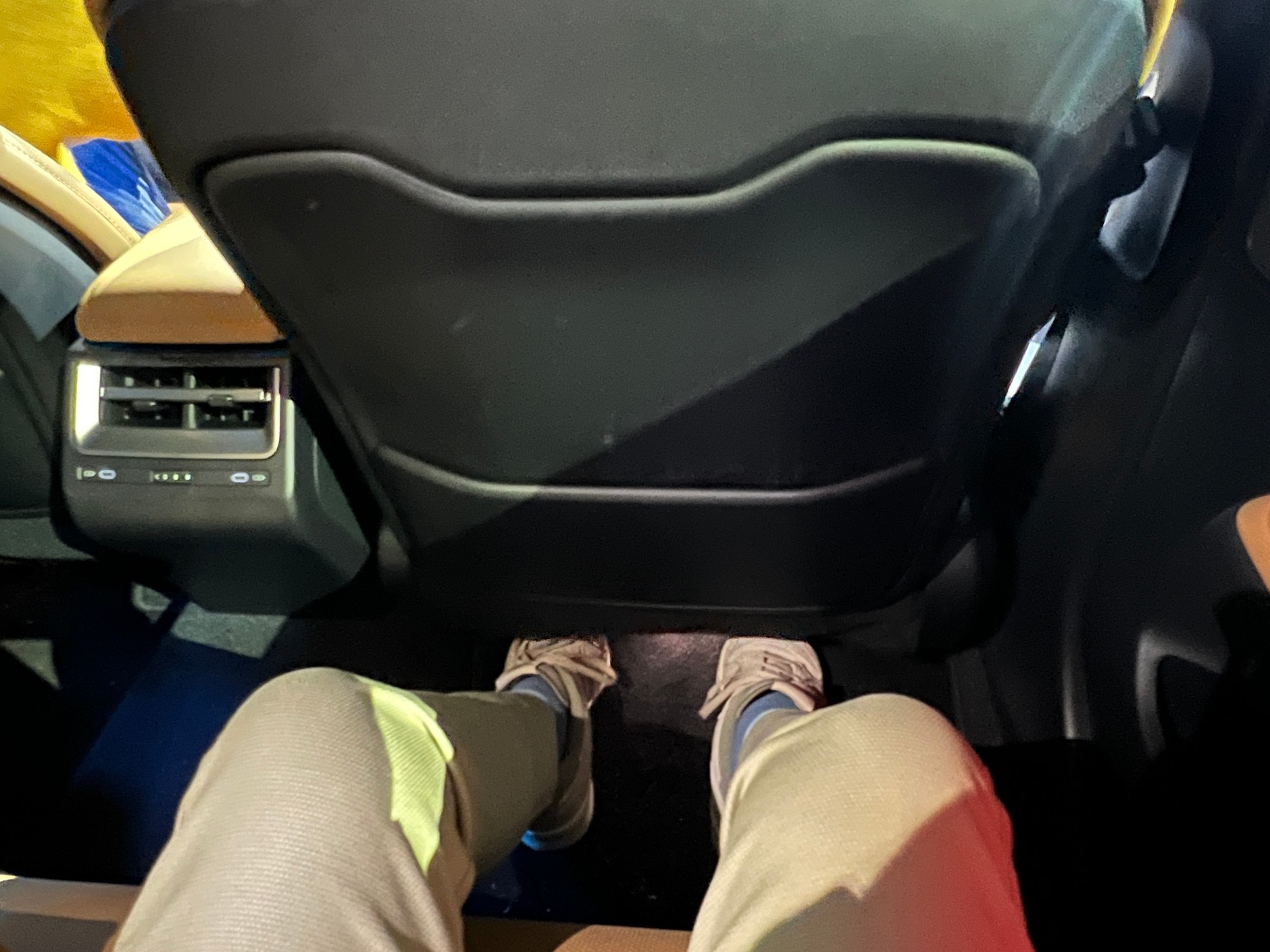 Lexus ES (8. generacja)