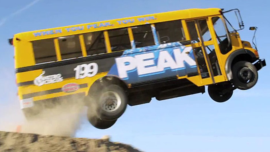 Fliegender-Bus-Nitro-Circus-729x486-dd52bda205ea8175