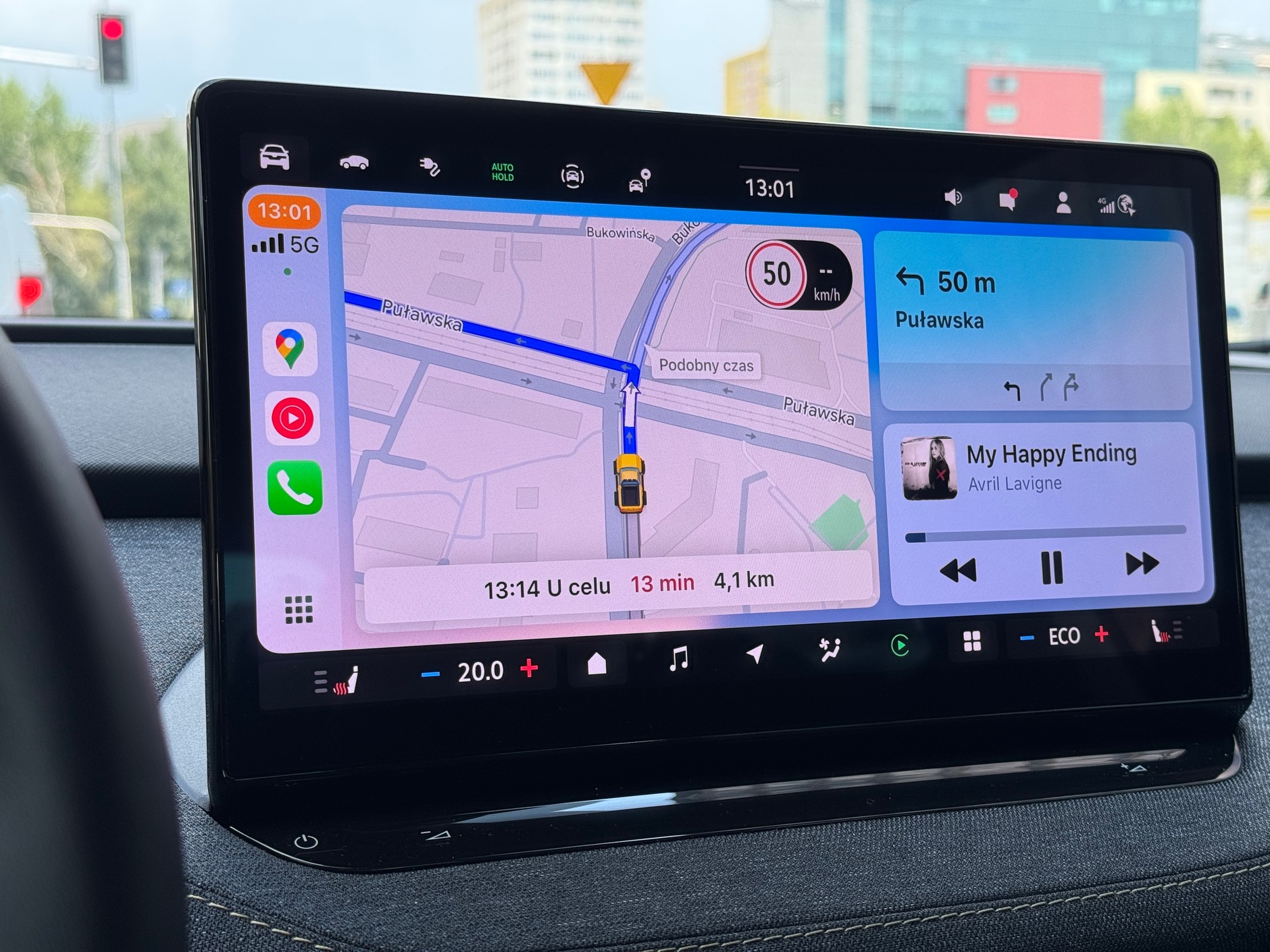 Google Maps w Apple CarPlay