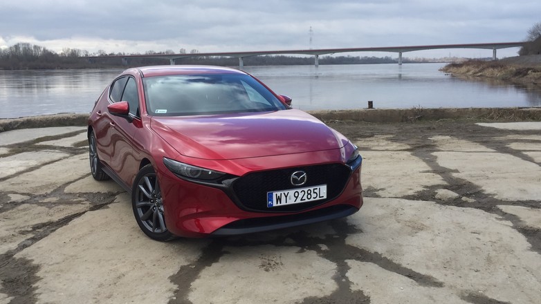 Nowa Mazda 3