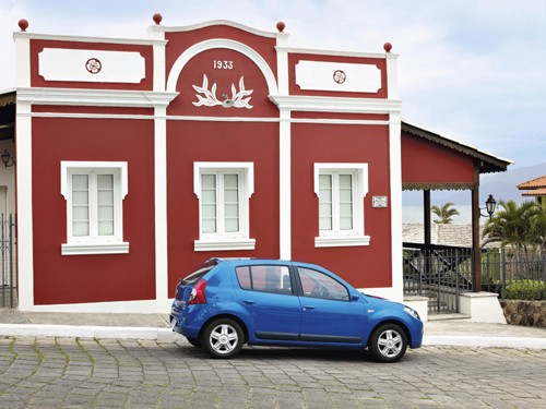 Renault Sandero - Hatchback w rytmie samby
