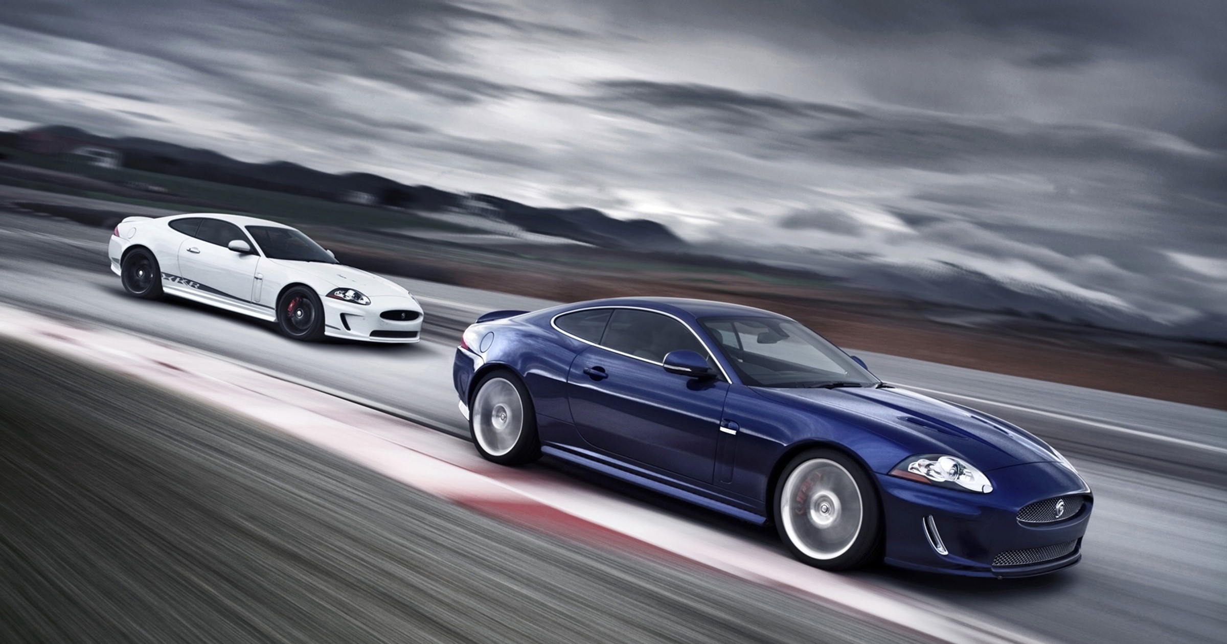 Jaguar XKR