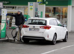 Polska Izba Gazu Płynnego ostrzega: W 2024 r. może być problem z tankowaniem