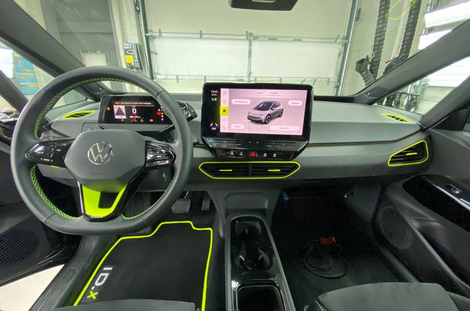 Volkswagen ID.X