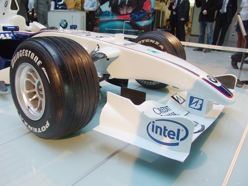 Formuła 1: Czym pojedzie Kubica - bolid w Warszawie!