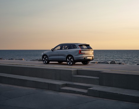 Volvo EX90