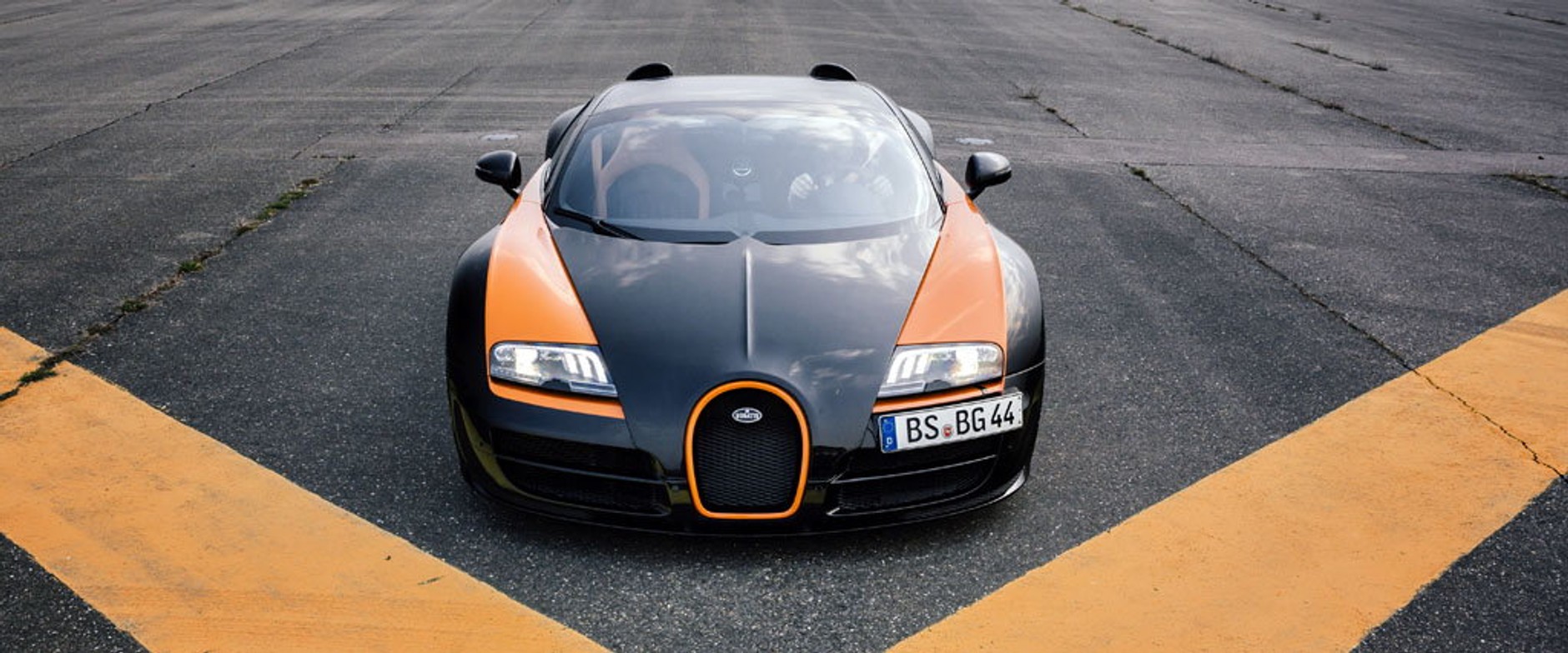 Koniec produkcji Bugatti Veyrona - Pożegnalny gaz do dechy