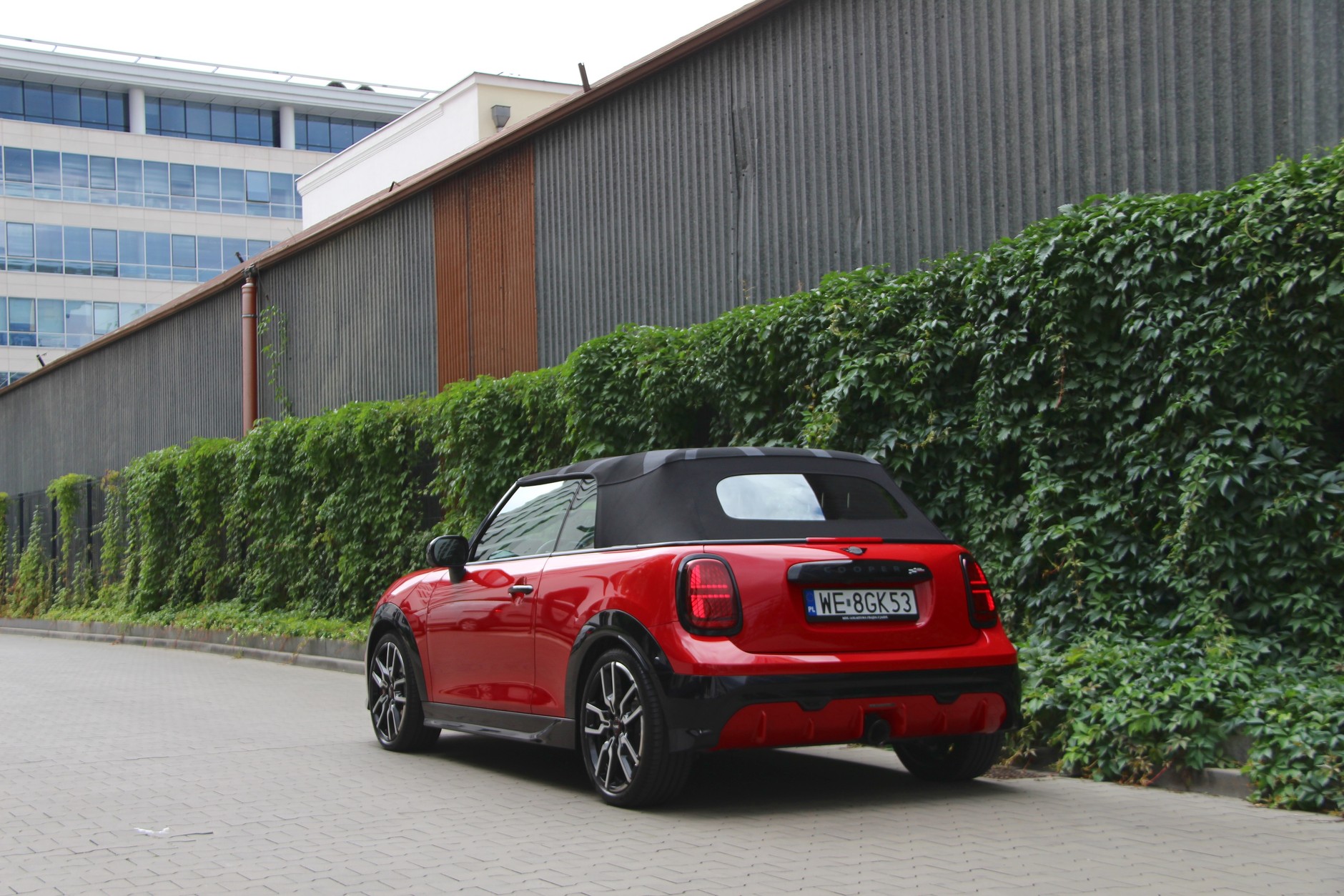 MINI John Cooper Works Cabrio