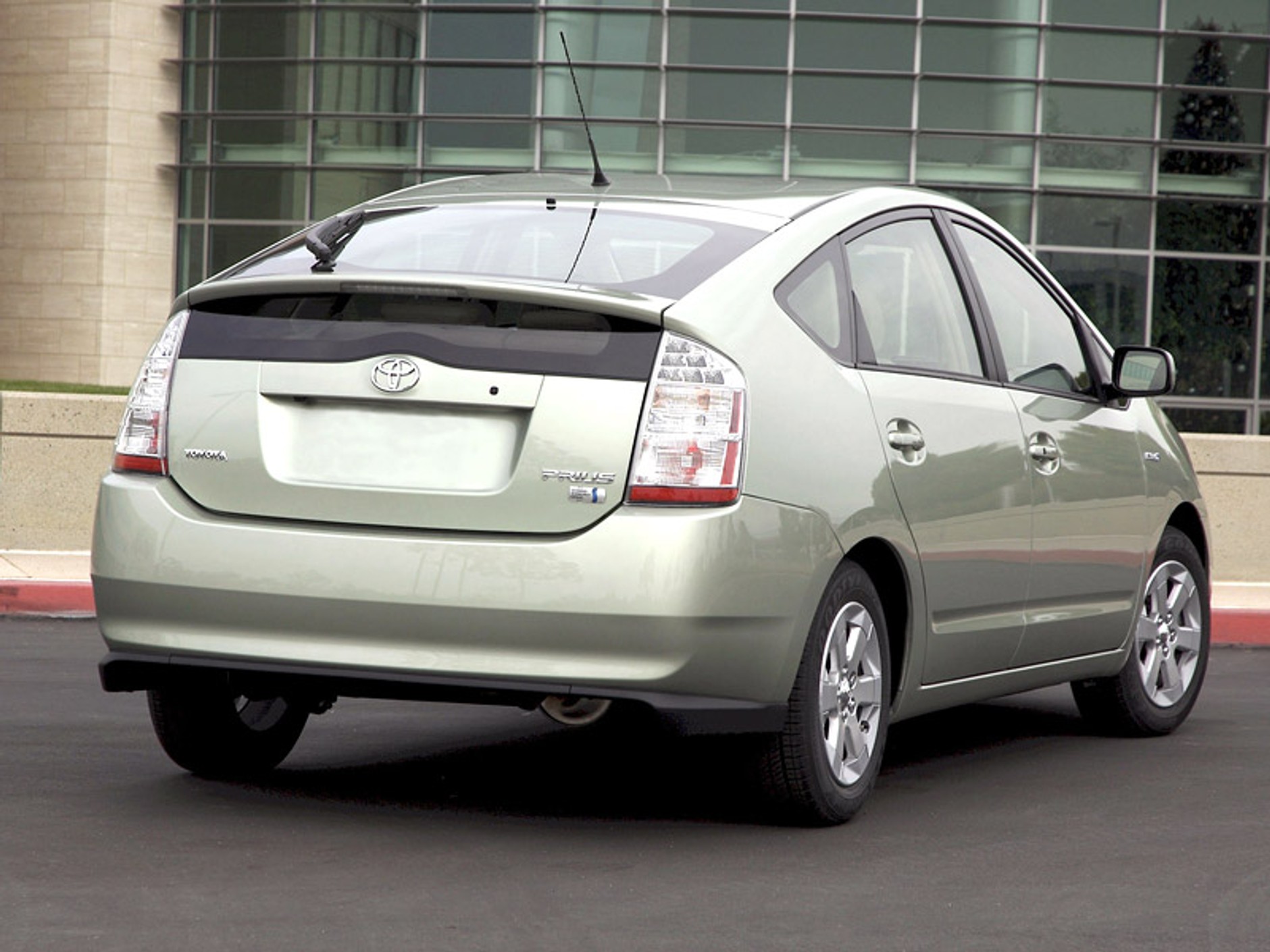 Toyota: ponad milion sprzedanych Priusów