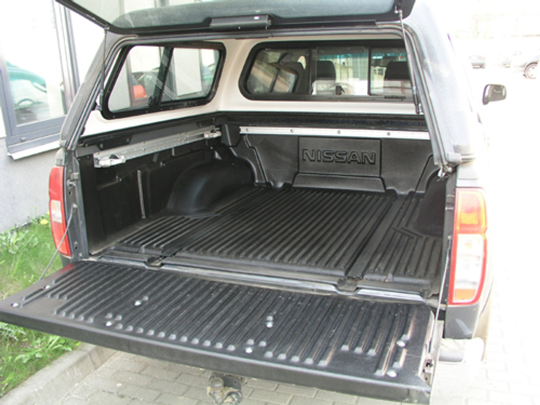 Nissan Navara - Produkowana w czasie sjesty?