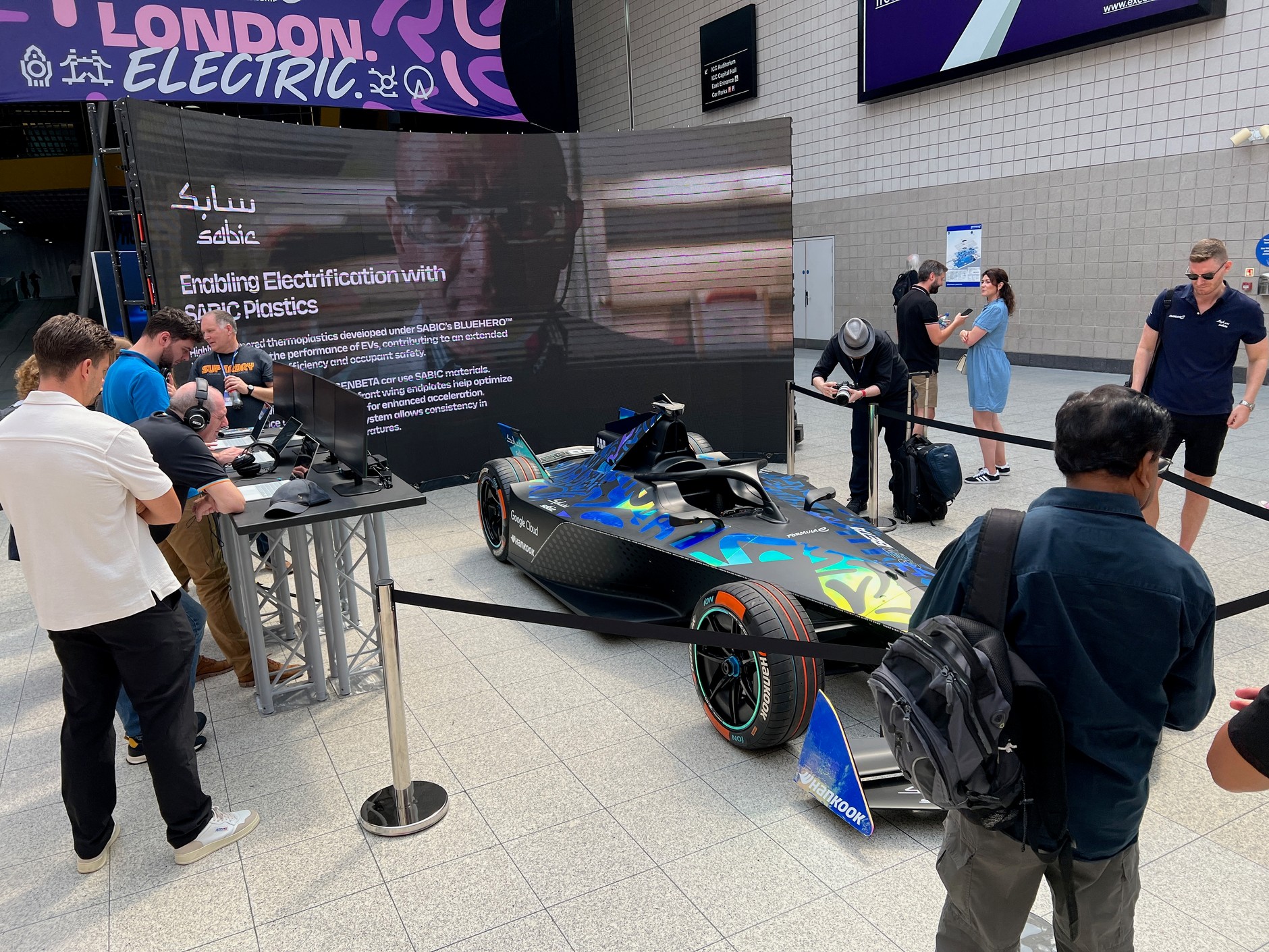 Wyścigi Formuły E na torze ExCel w Londynie