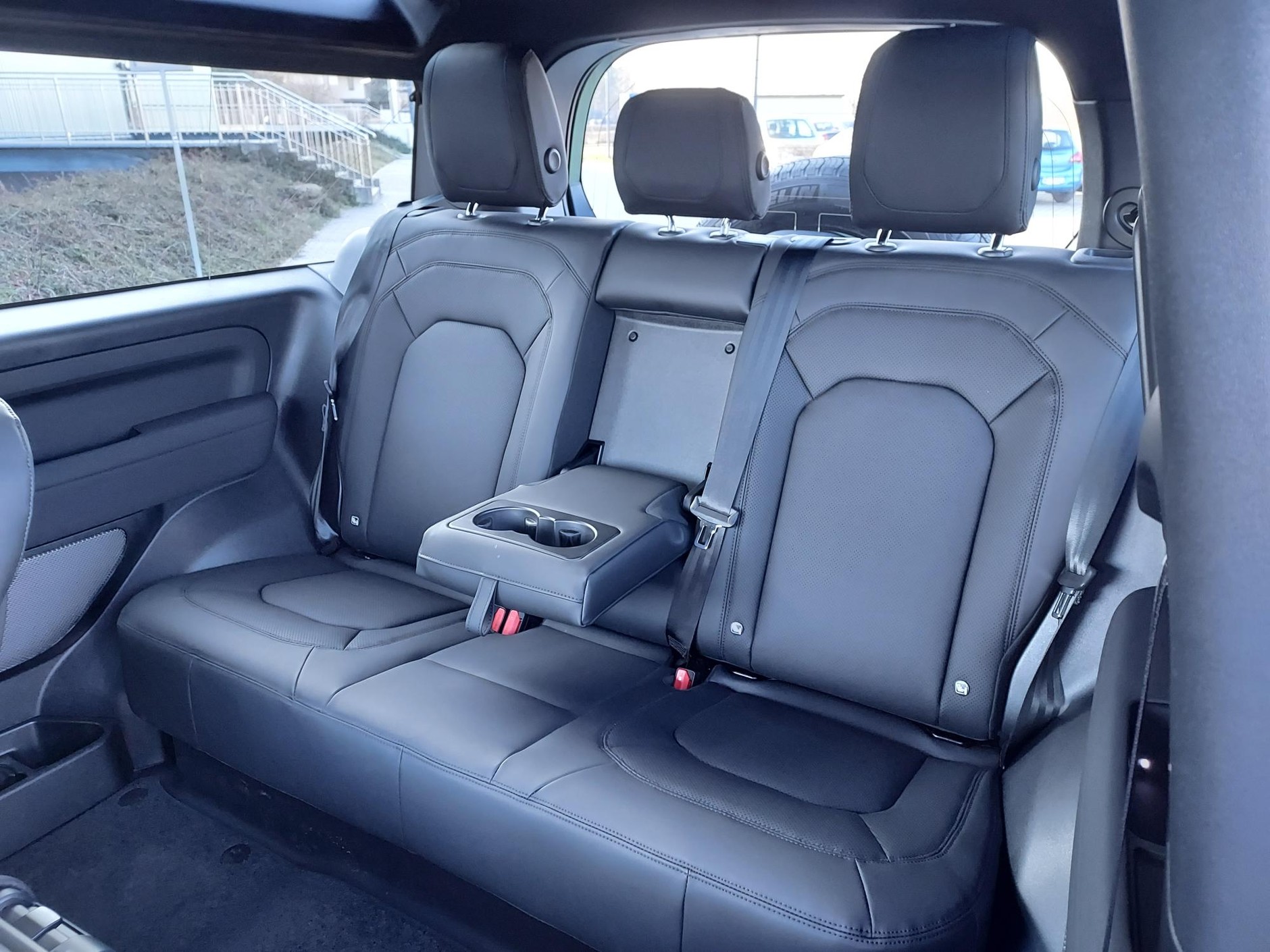 Land Rover Defender 90