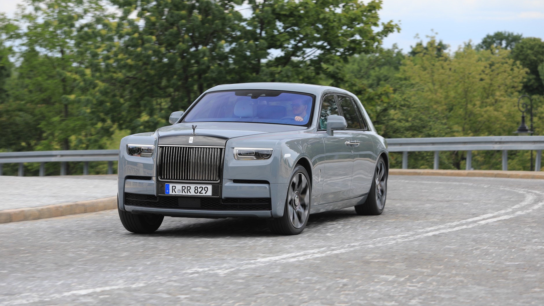 Rolls-Royce Phantom (2022, VIII Series II)