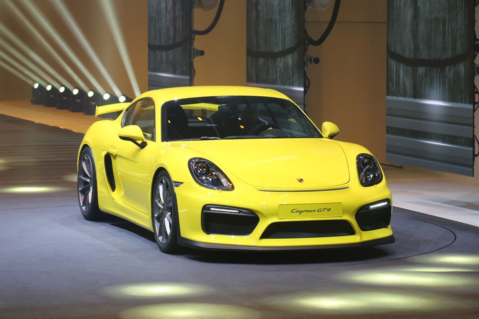 Porsche Cayman GT4