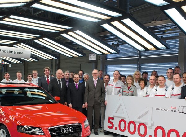Audi A4 razy 5 000 000