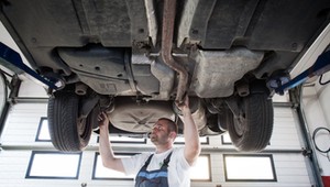 Gdzie sprawdzić auto przed zakupem: w SKP czy przez tzw. mobilnego eksperta?
