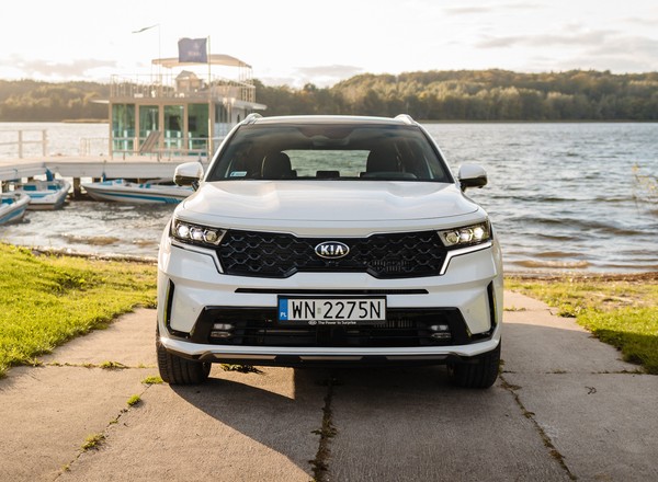 Nowa Kia Sorento 1.6 T-GDI HEV – podgryza klasę premium